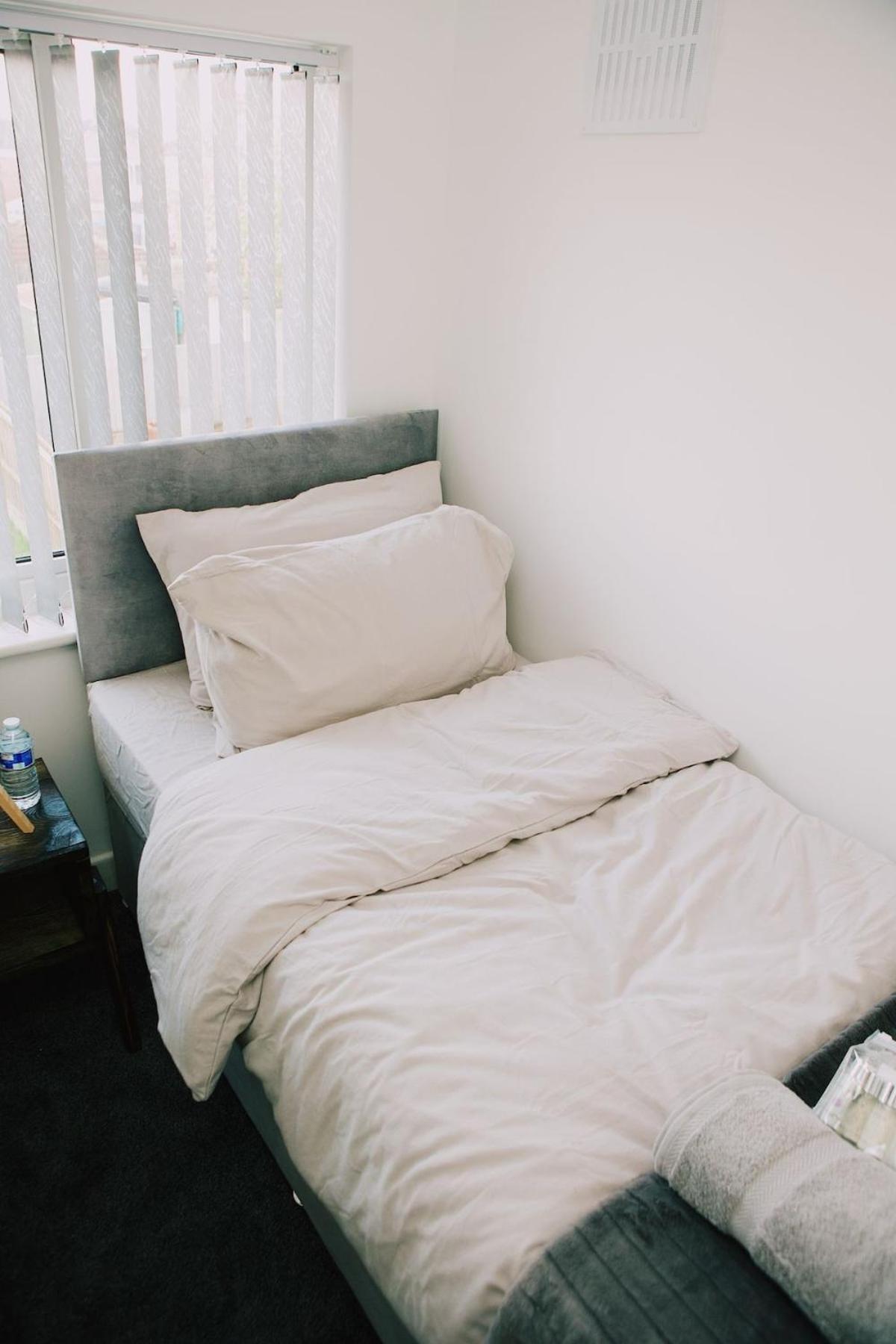 Holiday home Stylish 3-bed House Nec-jlr-airport-hs2-driveway Birmingham
