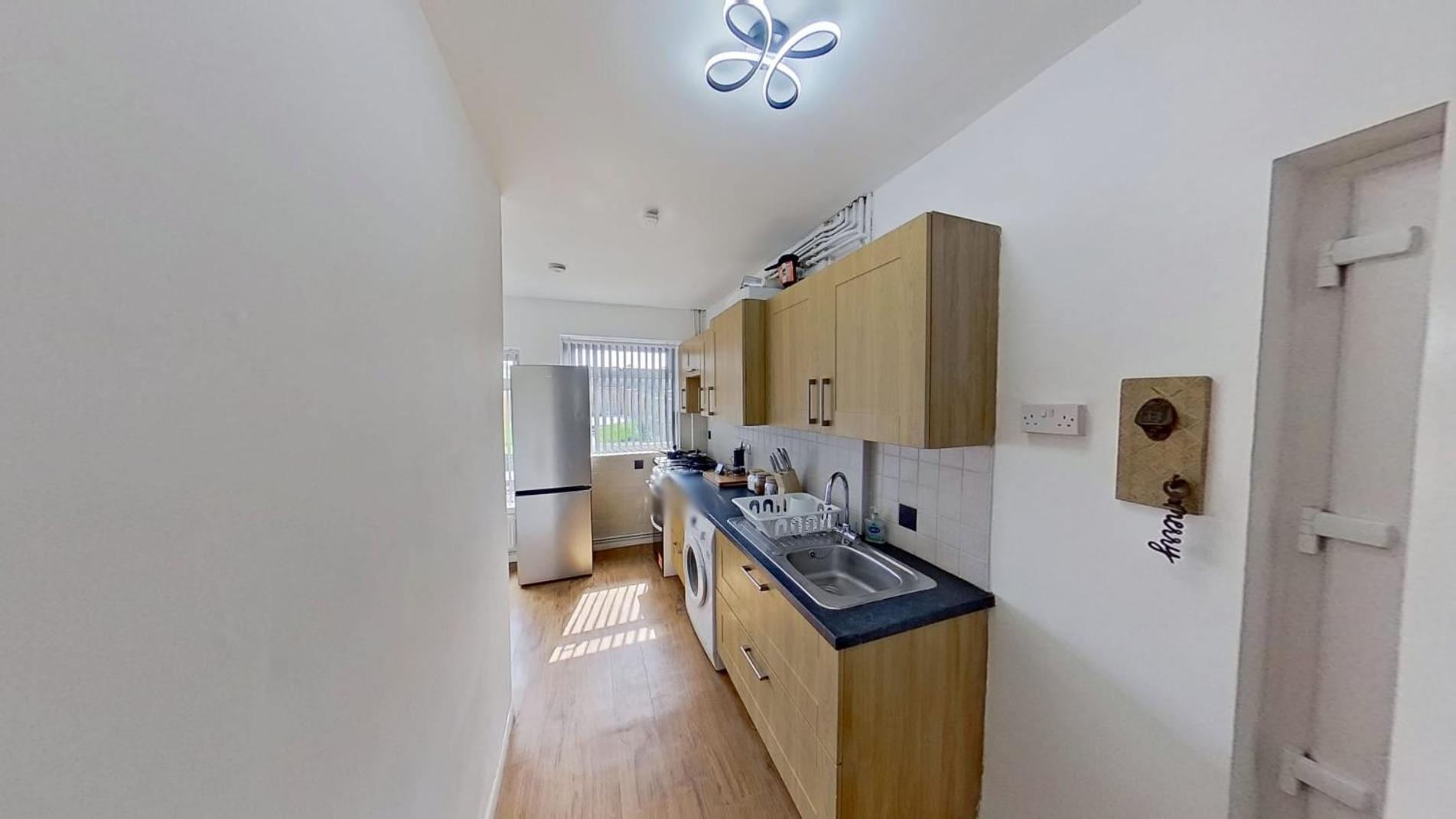 Stylish 3-bed House Nec-jlr-airport-hs2-driveway Holiday home